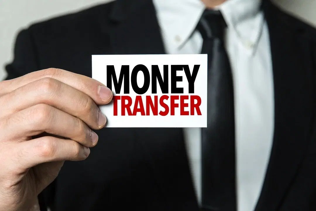 Fast Money Transfer with International Banking