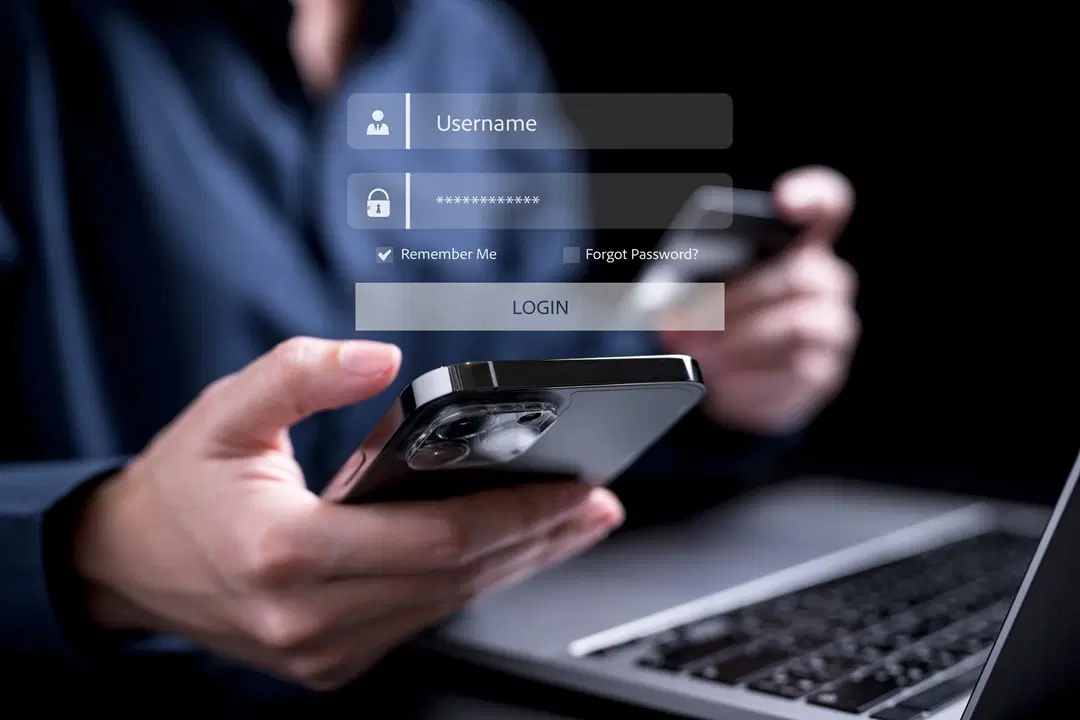 How to Open a Business Banking Account (3 Useful Tips)